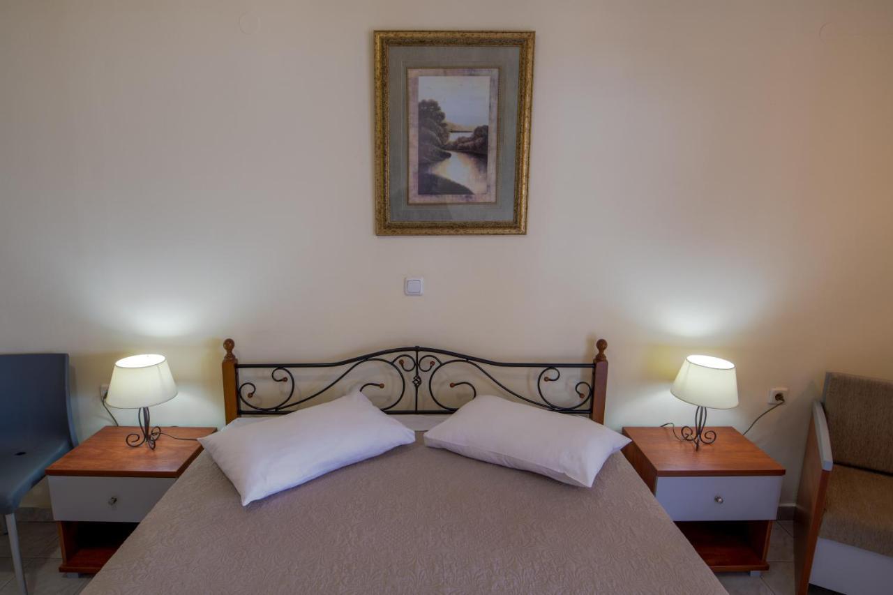 אסוס Fantastic View Apartments מראה חיצוני תמונה