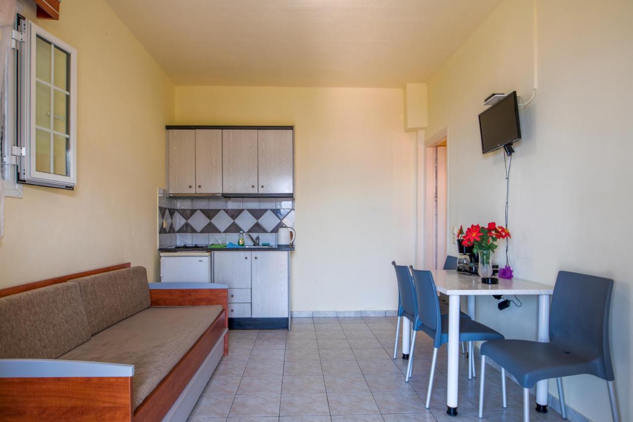 אסוס Fantastic View Apartments מראה חיצוני תמונה