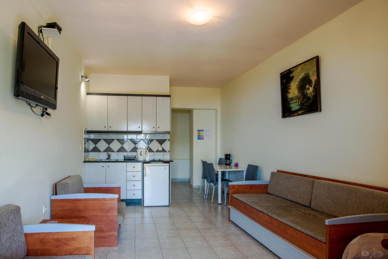 אסוס Fantastic View Apartments מראה חיצוני תמונה