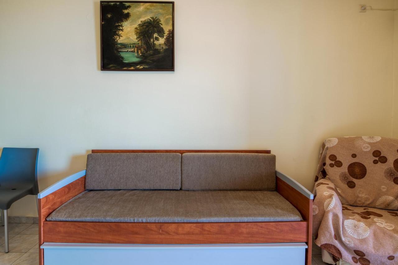 אסוס Fantastic View Apartments מראה חיצוני תמונה